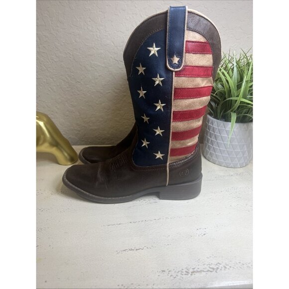 ROPER COWBOY BOOT BROWN FAUX LEATHER WITH AMERICAN FLAG UPPER Size 8 - Picture 3 of 14
